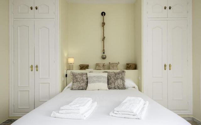 Villa 5 beds with private pool near Estepona - 5007