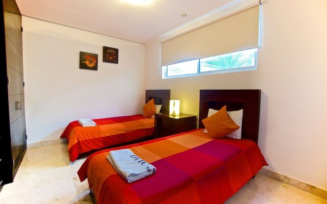 Elements Penthouse 14 3 Bedroom Condo by RedAwning