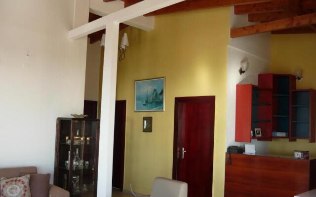 Victory Apartments Hotel