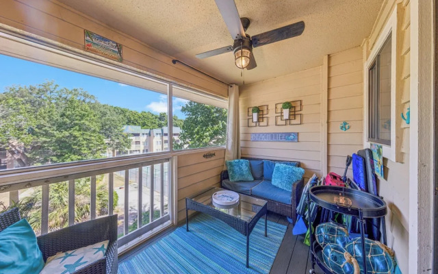 Seaside Bliss Retreat Coastal Condo for 6