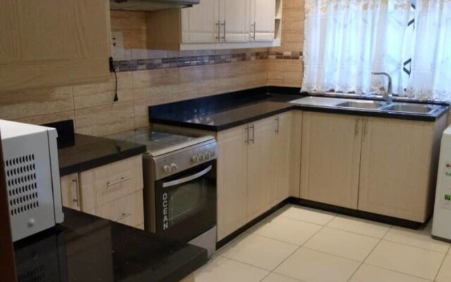 3 Bedrooms Exclusive Apartment in Kaludu