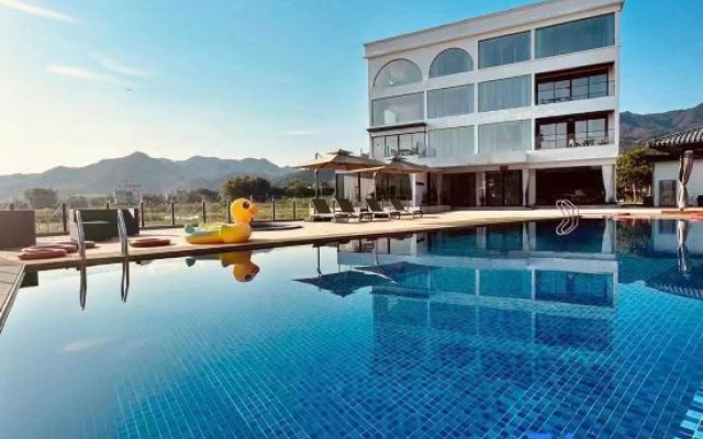 Reddy Mountain Residence – Pool – Huizhou