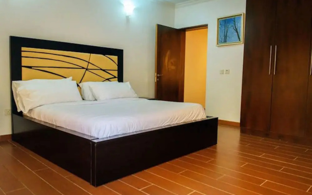 Gemini Place Apartments Oniru