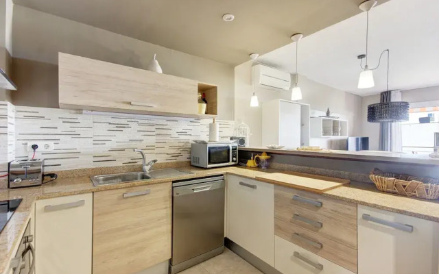 Duplex Apartment in Palau-saverdera