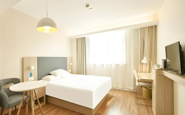 HanTing Hotel (Zhengzhou Hi-tech Development Zone Headquarters Enterprise Base)