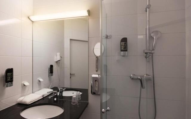Arion Airport Hotel