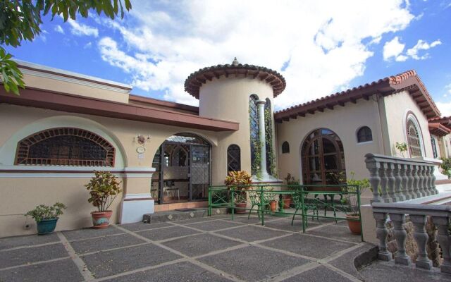 Hotel Villa Serena Escalón