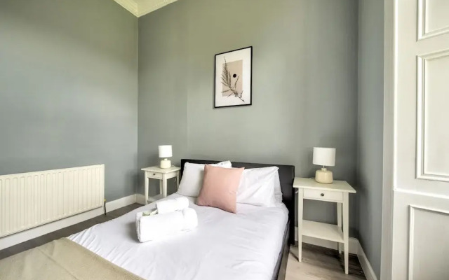 Manor Place Apartment