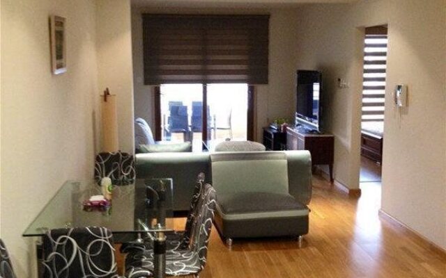 Carissa Suites