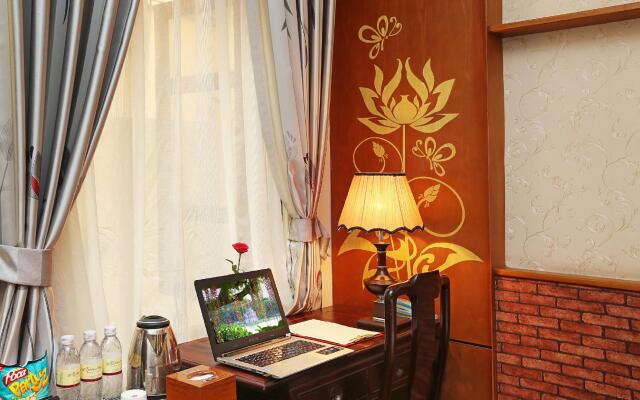 Hanoi Golden Charm Hotel
