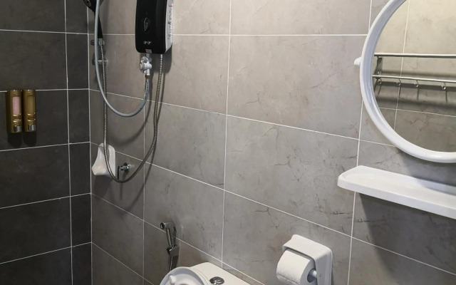 Mcz homestay at ipoh tower WiFi 7-8pax