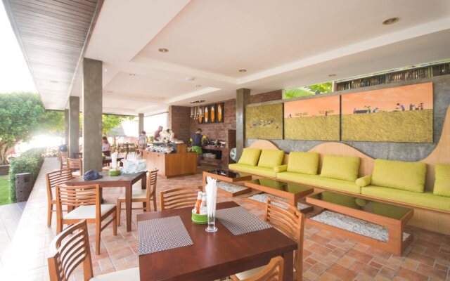 PP Nice Beach Resort