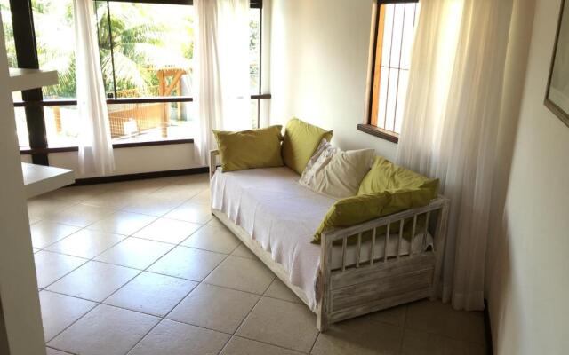 Casa frente praia na av beira mar com piscina