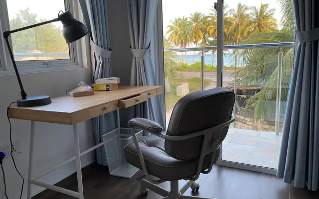 Calm Beach Inn