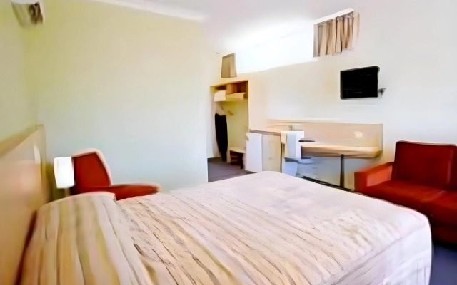 Adelaide Road Motor Lodge
