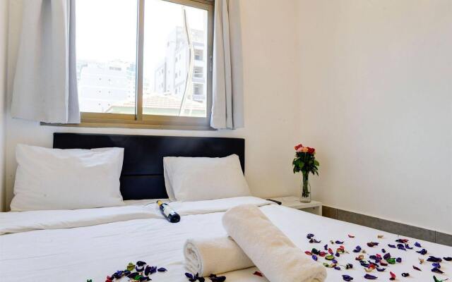 Shore Suites