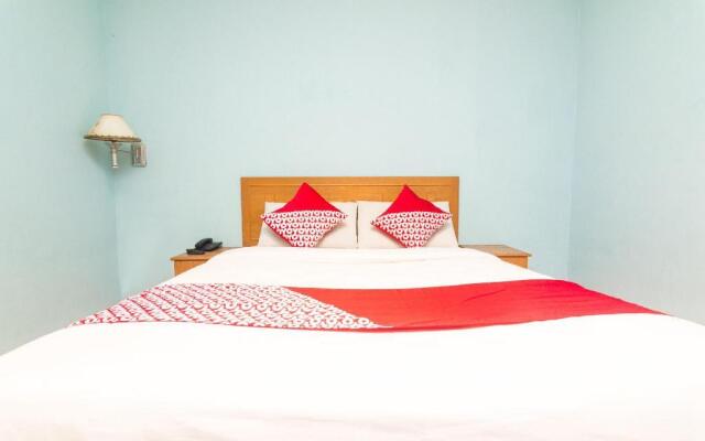 OYO 1581 Hotel Grand Palace