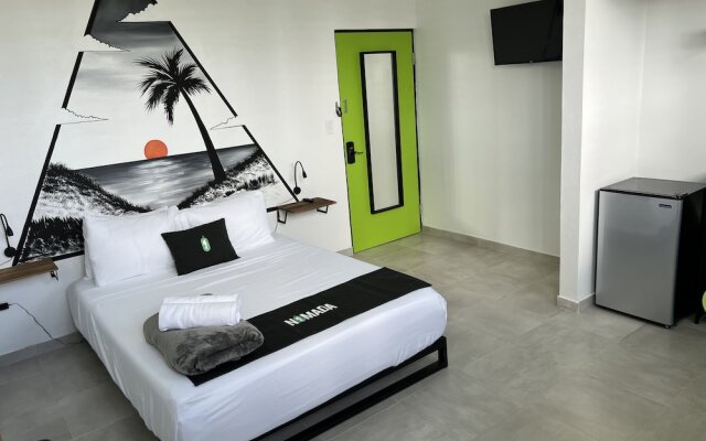 Nomada Beach Hostel - Adult Only