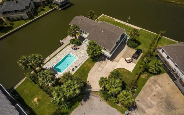 Luna Mar by Ryson Vacation Rentals