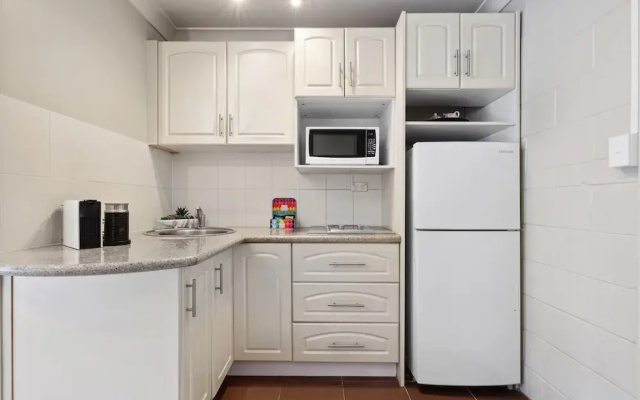 Comfy Studio Near Gabba With Secure Parking