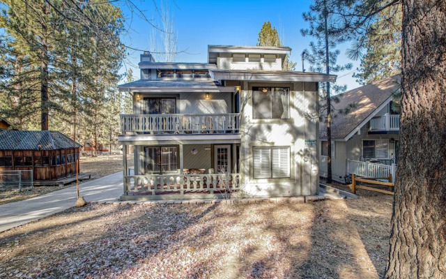 Summit Hideaway #445