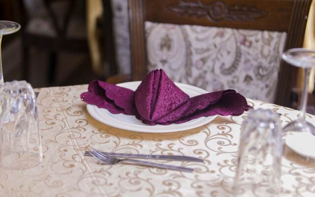 Wash and Wills Hotel