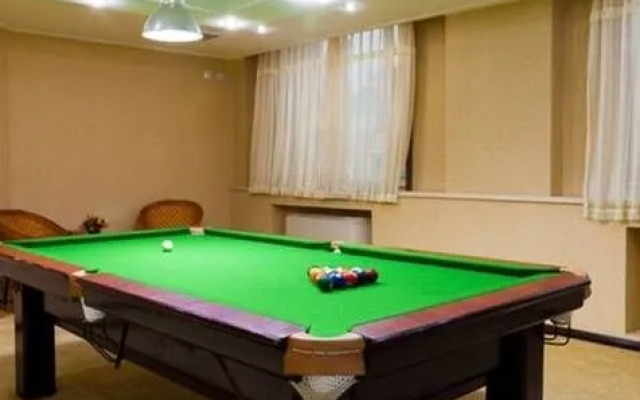 Changchun Celebrity Hotel