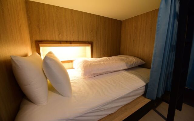 K2 Hostel