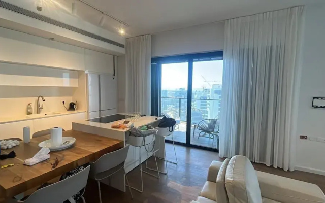 Stylish 3BR Family Retreat