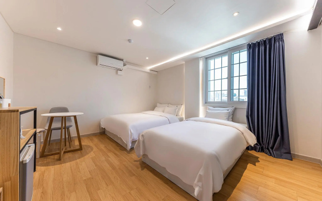 H Avenue Chuncheon
