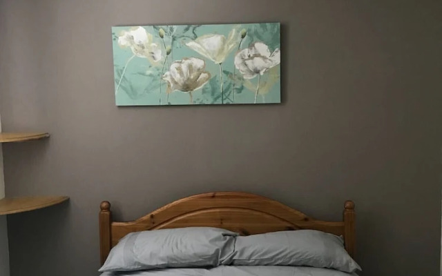 Karah Retreats - Symonds Yat