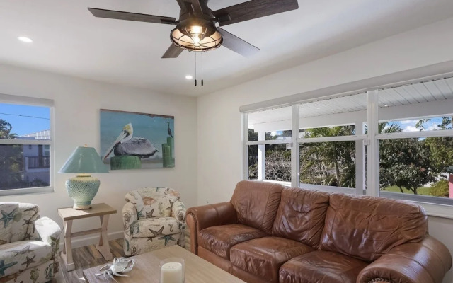 Surf Riders 4 Bedroom Home