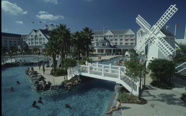 Disneys Yacht Club Resort