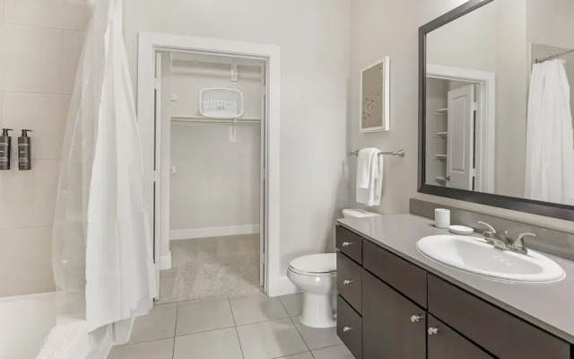 Landing Dallas Old East