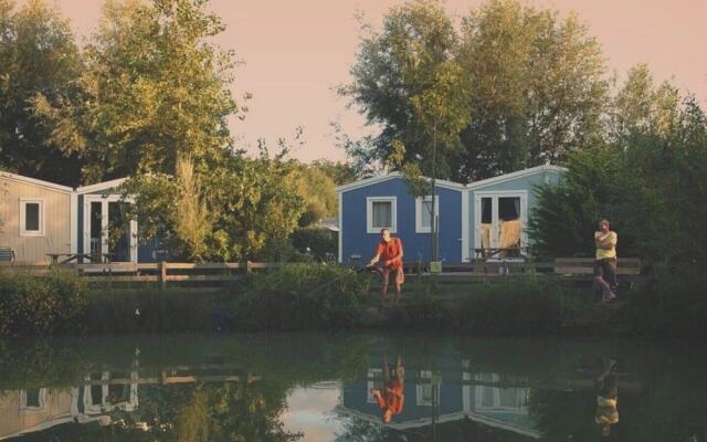 Comfortable Mobile Home With Veranda in Charming Normandy