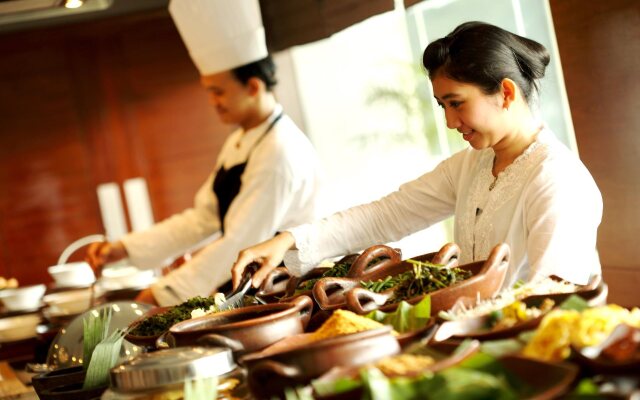 Hotel Santika Premiere Gubeng - Surabaya