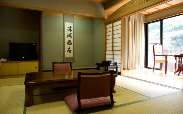 Inunakisan Grand Hotel Kisenkaku