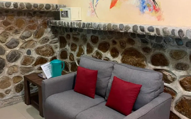 Kupu Kupu Garden Guest House & Cafe