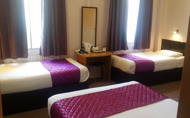 Arriva Hotel