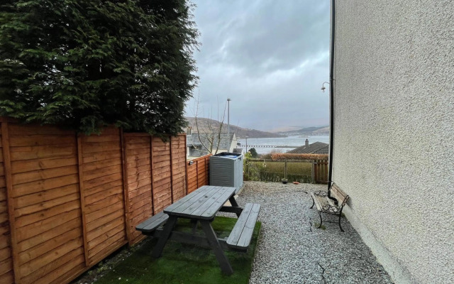 Entire Alma Apartment with Mountain View