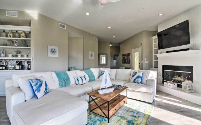 Ocean-view 'kahala Beach Bliss' Home in Galveston!