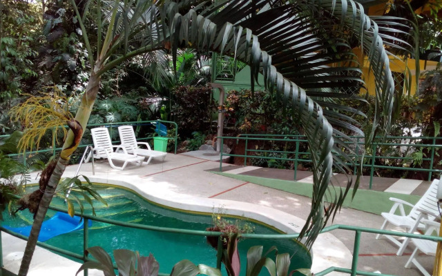 Paradise Inn