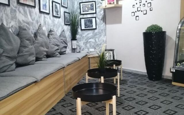 Brentford Apartments