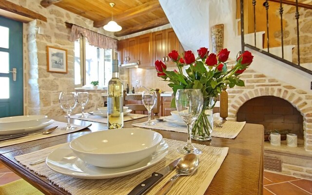 Beautiful Holiday Home in Dracevac With Terrace