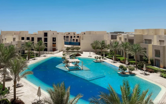 Xuru Stays I Modish & Magnific 2bdr @ Mangroovy Pool & Beach Access