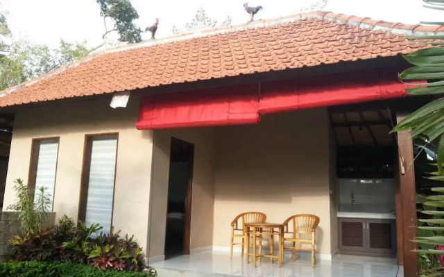 Pukakoo Villa by Supala