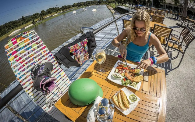 Phuket Wake Park Apartment