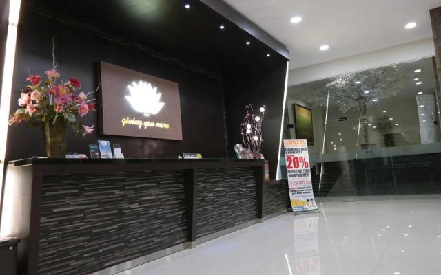 Townhouse OAK Series Style Hotel Jember