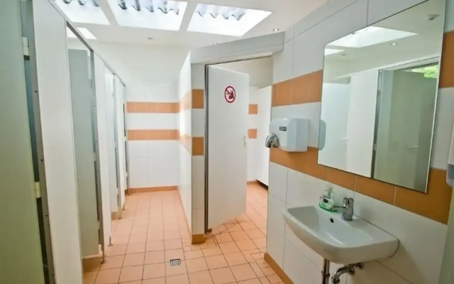 Campinghotel Eulenburg - Hostel