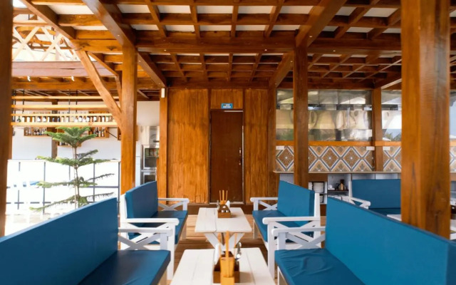 Sandbanks Beach Villas Morjim